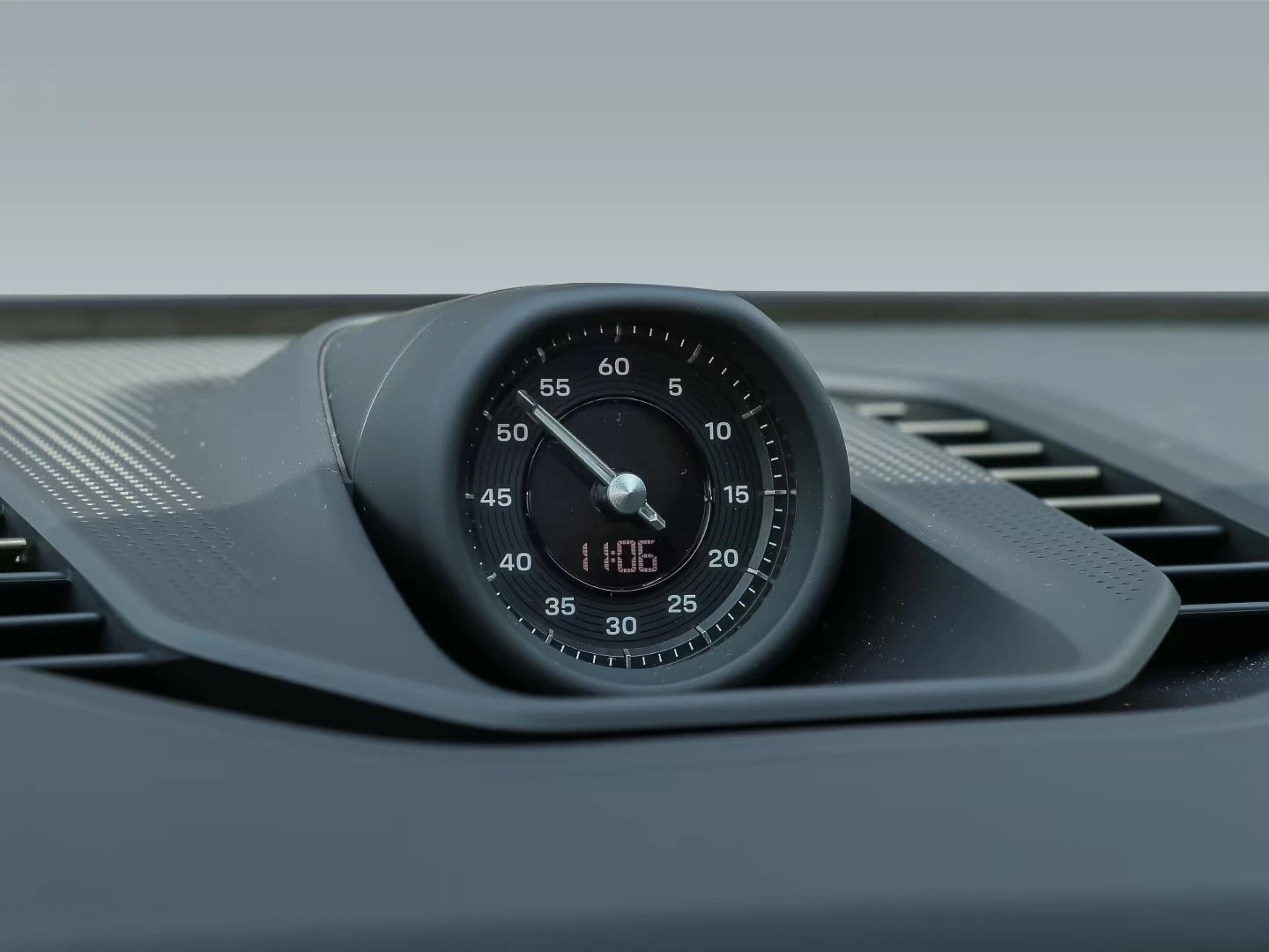 Porsche Cayenne ELECTRIC / COUPE / BOSE / HUD / 360 / PANO / | Mobile.bg � ����������� 12