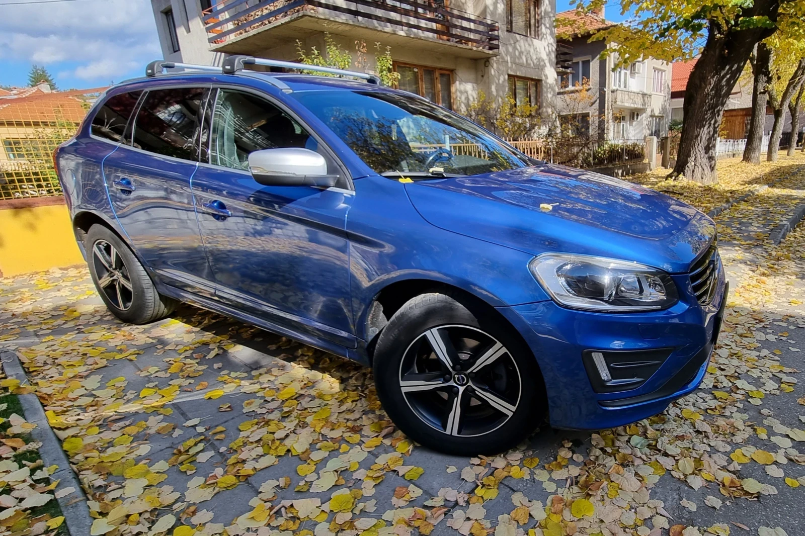 Volvo XC60  D4 R- design 