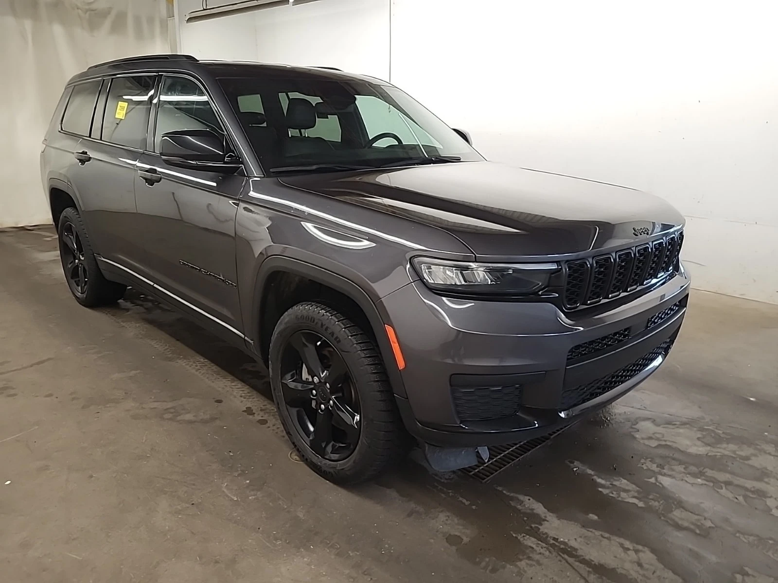 Jeep Grand cherokee L ALTITUDE| DIS| ПОДГРЕВИ| 2 КЛЮЧА| , снимка 2 - Автомобили и джипове - 56079907