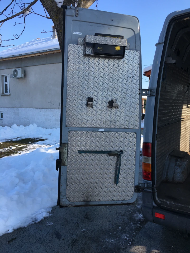 Mercedes-Benz Sprinter 313, снимка 9 - Бусове и автобуси - 49590570