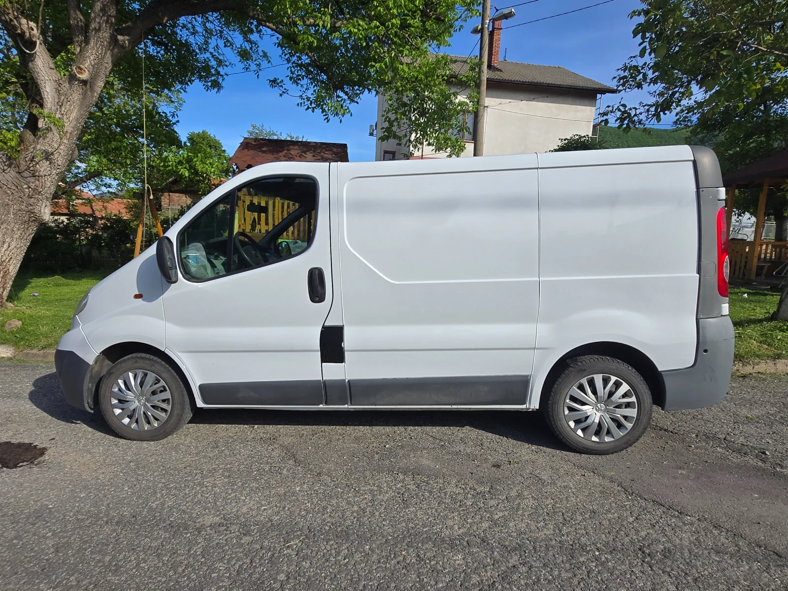 Opel Vivaro 90к.с.  - изображение 2