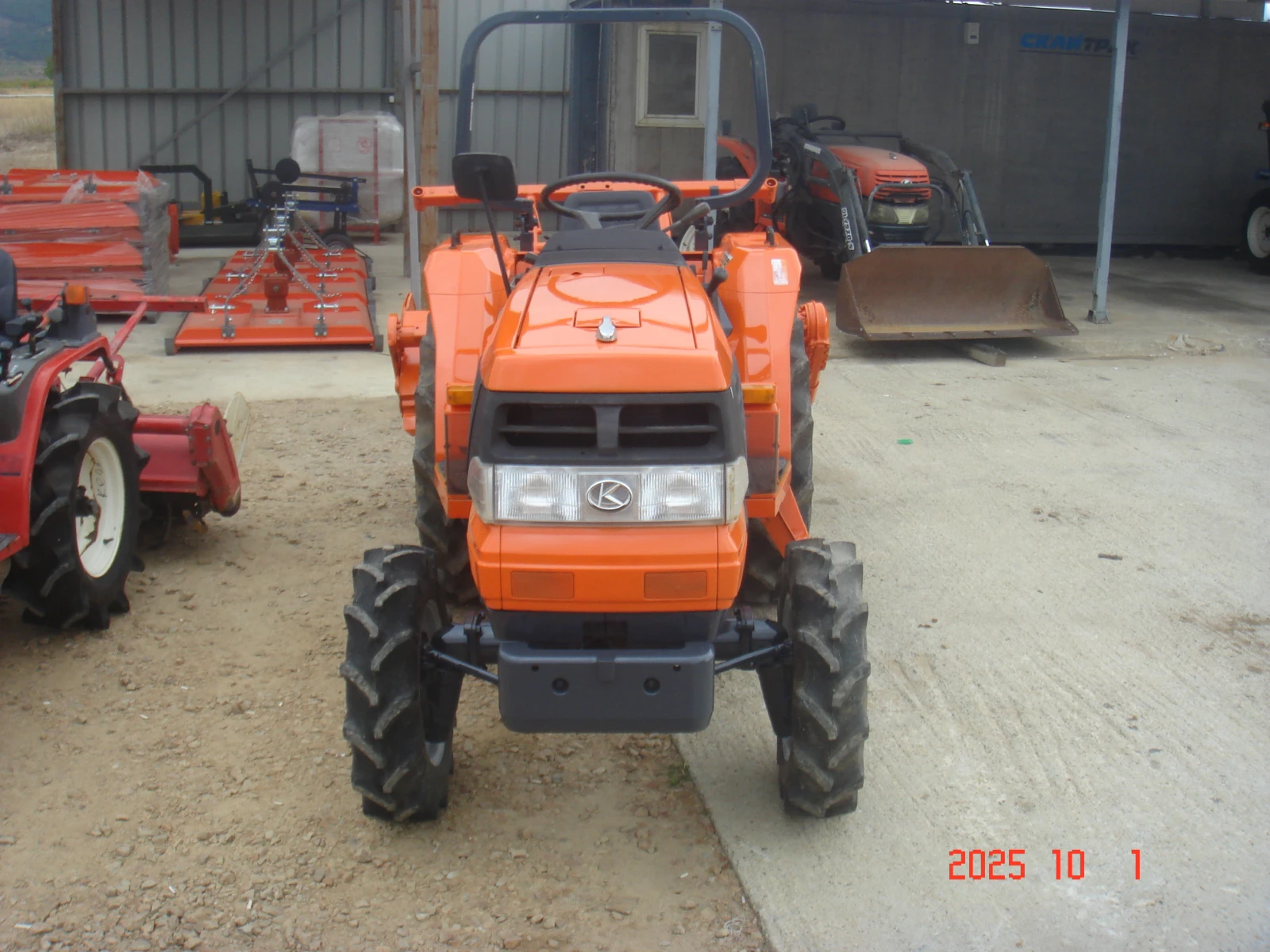 Трактор Kubota СКАЙТРАК - изображение 2