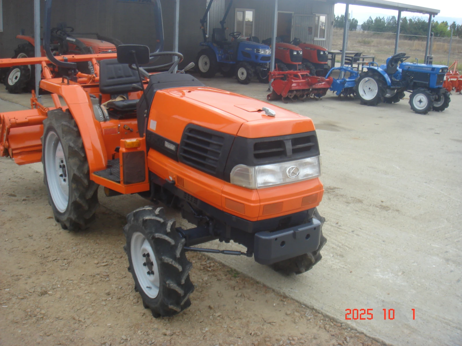 Трактор Kubota СКАЙТРАК - изображение 3