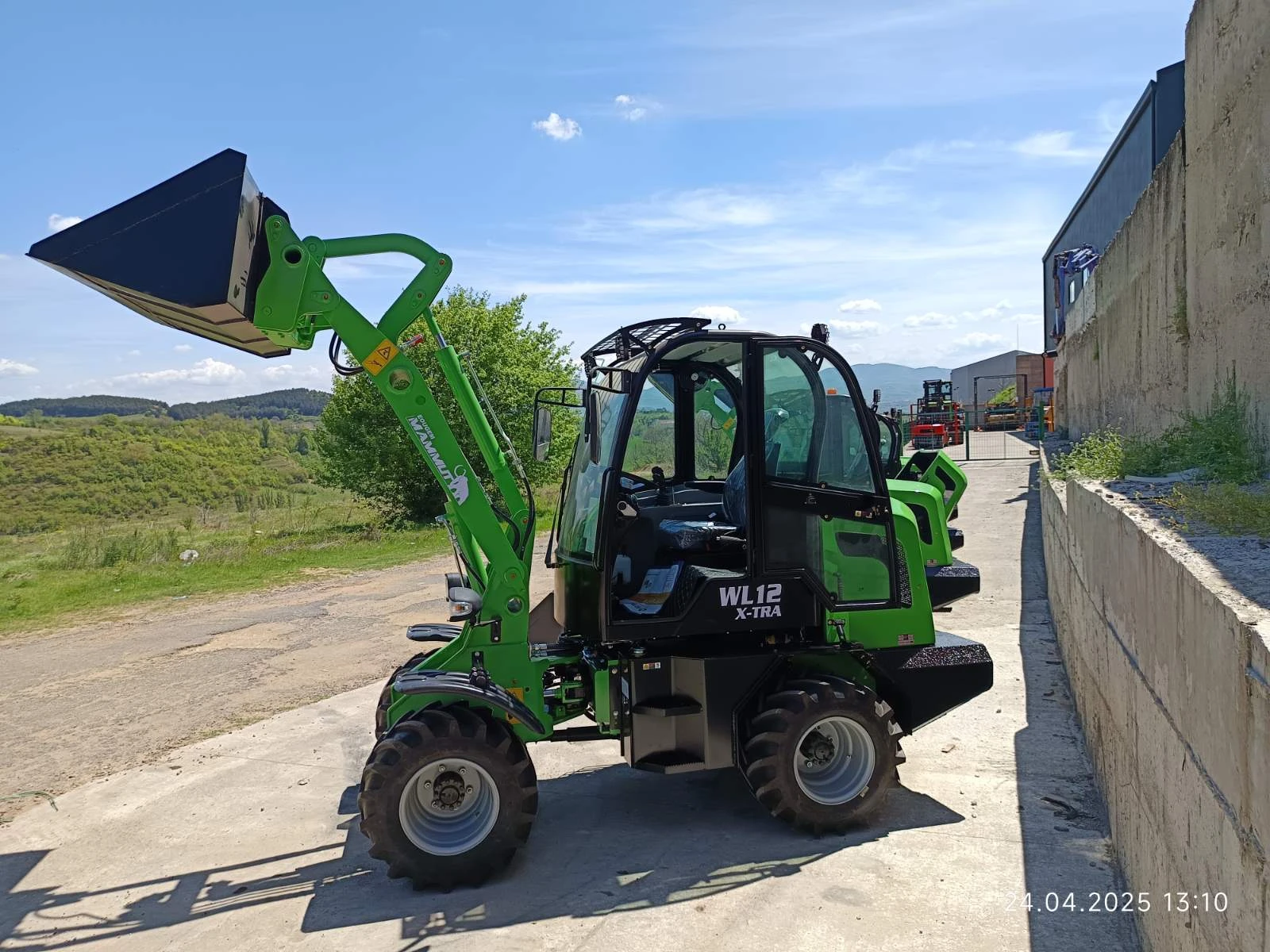 Челен товарач Komatsu MAMUT 12 X-TRA - изображение 3
