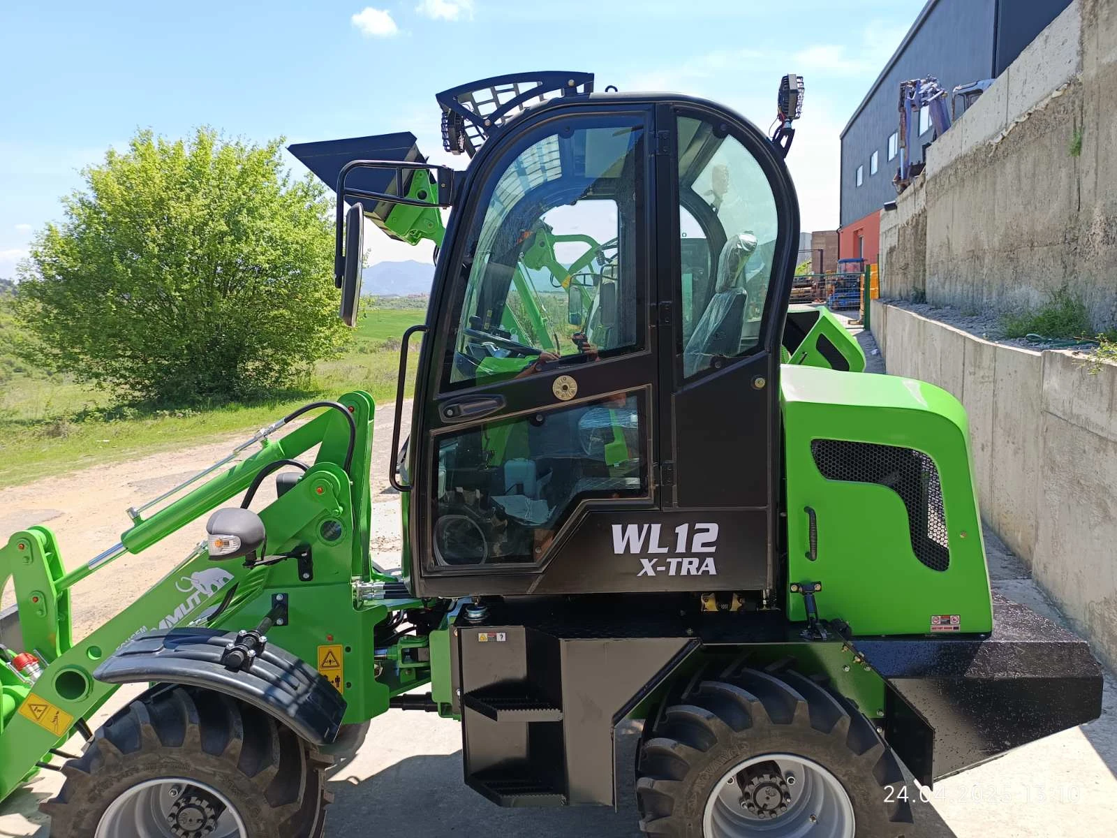 Челен товарач Komatsu MAMUT 12 X-TRA - изображение 5