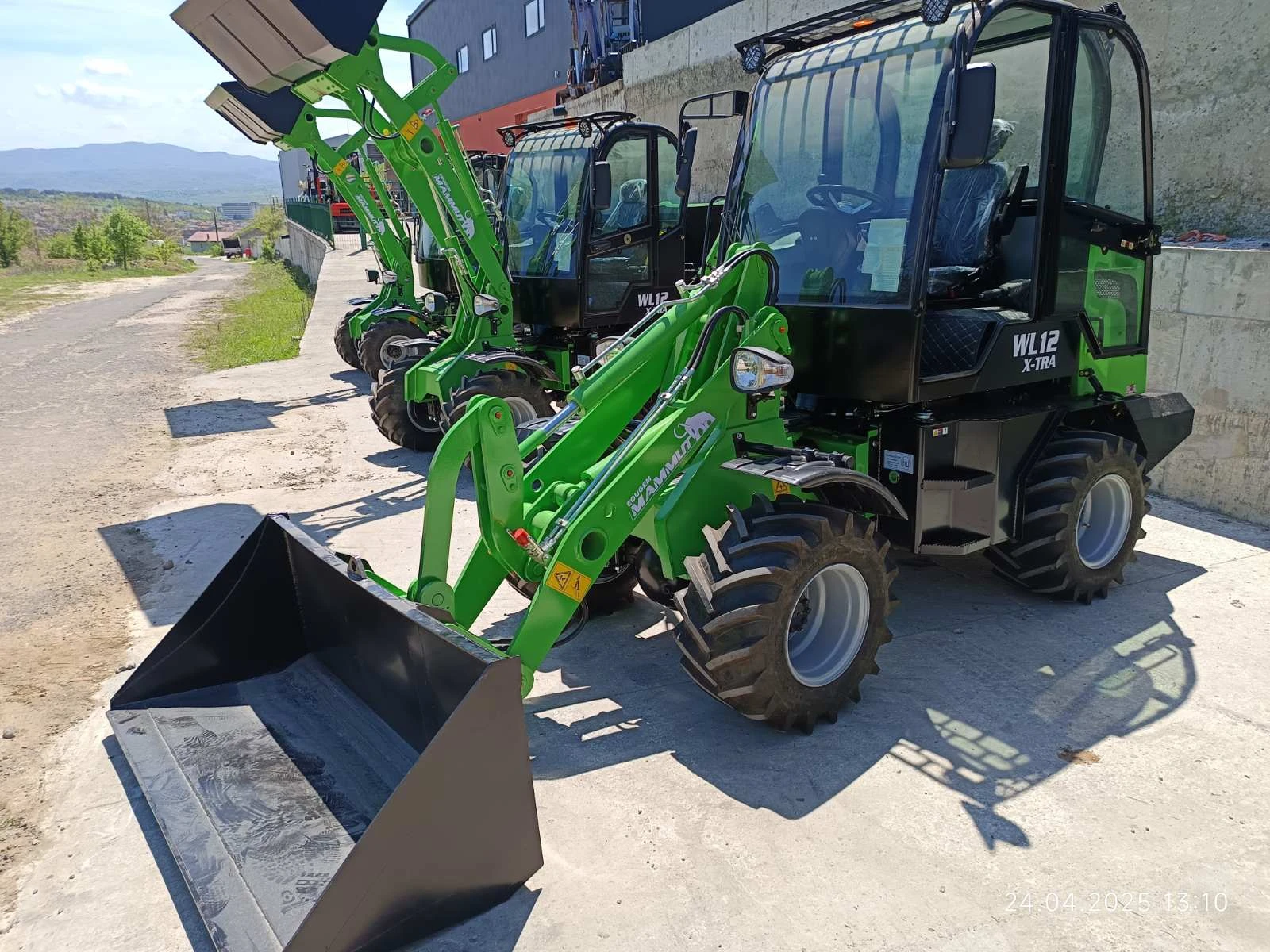 Челен товарач Komatsu MAMUT 12 X-TRA - изображение 7