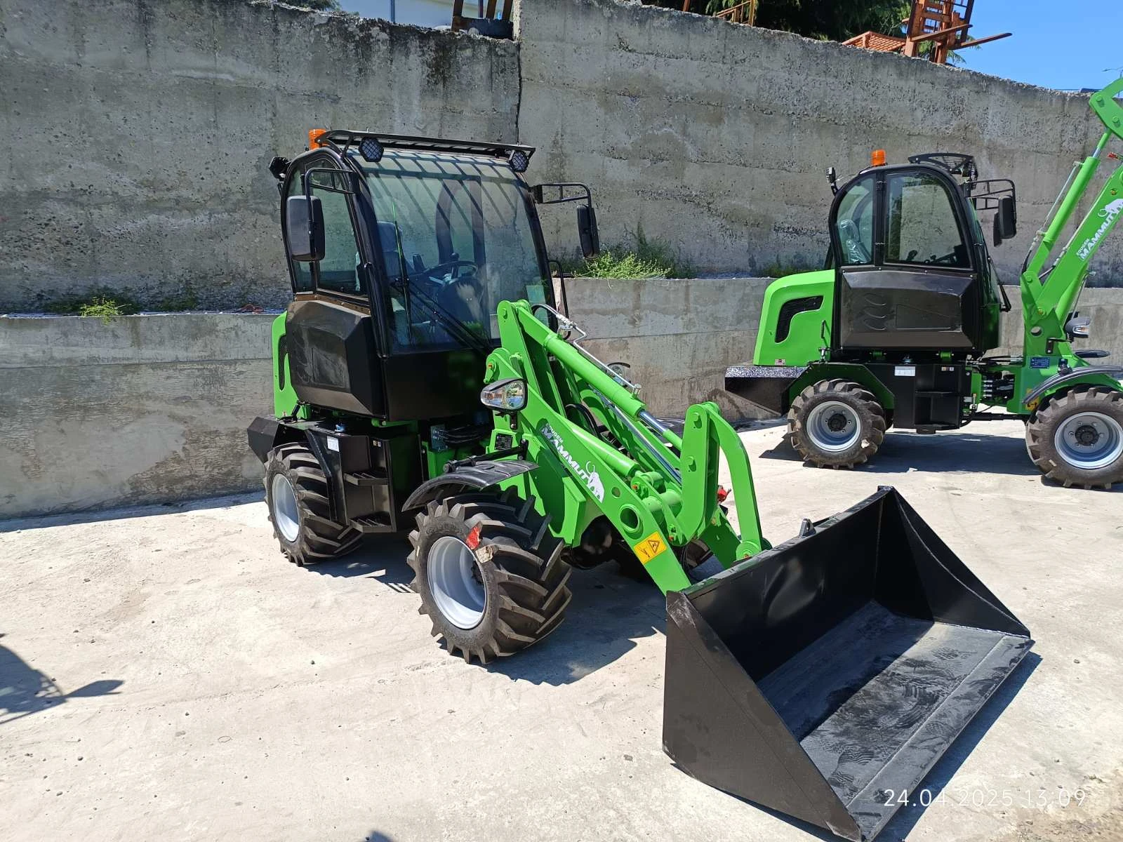 Челен товарач Komatsu MAMUT 12 X-TRA - изображение 9