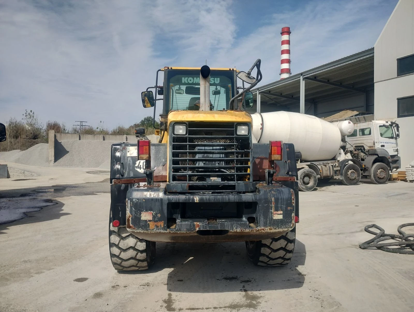 Челен товарач Komatsu WA320, снимка 3 - Индустриална техника - 56179361