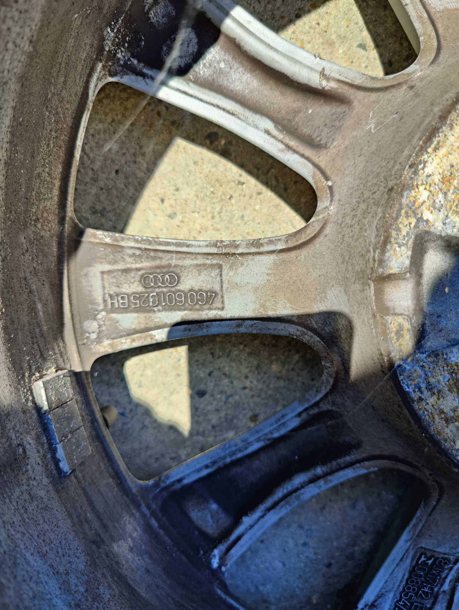 ���� � ������ 225/55R17 �� Audi A6 | Mobile.bg � ����������� 4