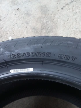 Гуми Зимни 185/60R15, снимка 8 - Гуми и джанти - 49046466