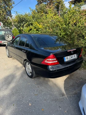 Mercedes-Benz C 180, снимка 2