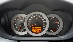 Toyota Rav4 2.2 D-4D  | Mobile.bg    10