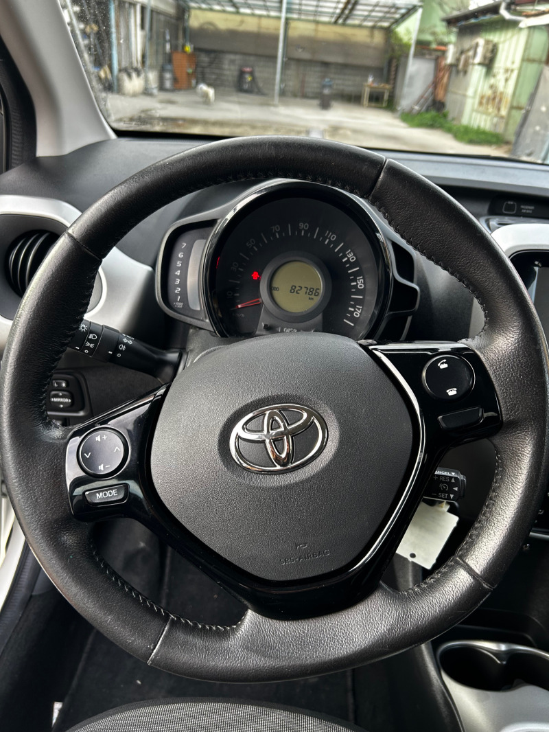 Toyota Aygo, снимка 7 - Автомобили и джипове - 45404925