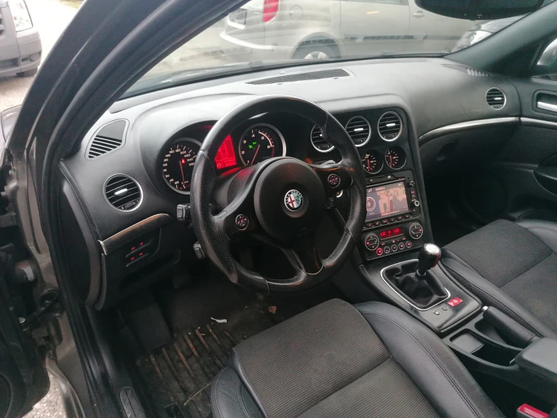 Alfa Romeo 159, снимка 8 - Автомобили и джипове - 47436945