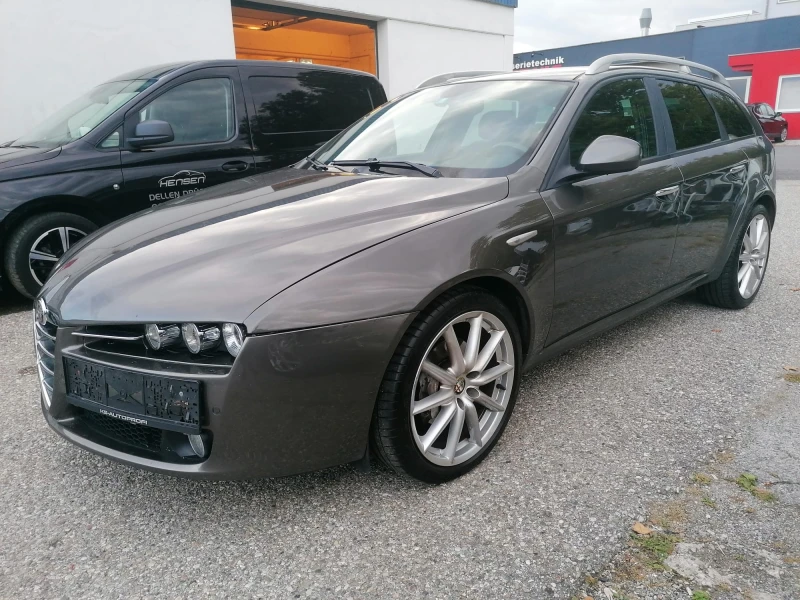 Alfa Romeo 159, снимка 1 - Автомобили и джипове - 47436945