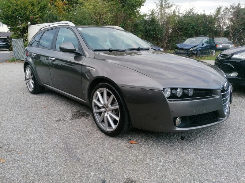 Alfa Romeo 159, снимка 3 - Автомобили и джипове - 47436945