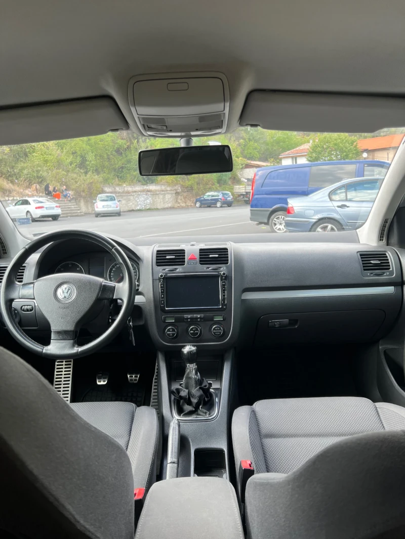 VW Golf 2.0TDI, снимка 7 - Автомобили и джипове - 47538071