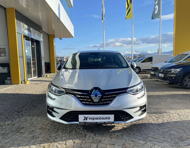 Renault Megane 1.3 TCe 140к.с., снимка 2 - Автомобили и джипове - 48295317