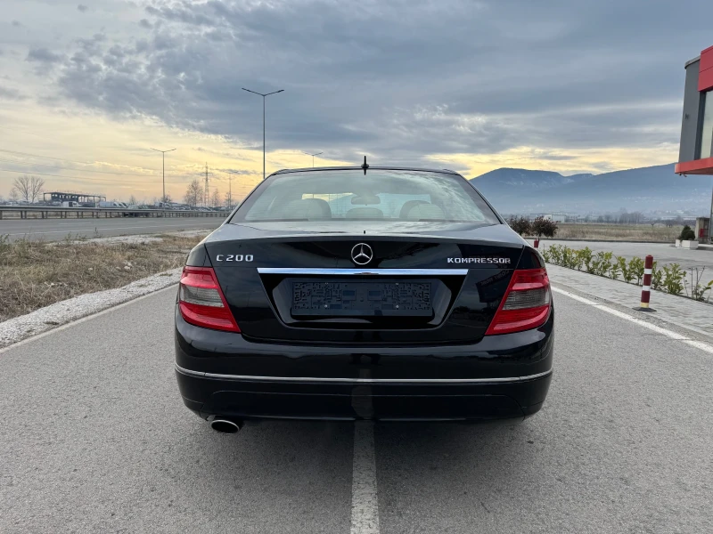 Mercedes-Benz C 200 Kompressor/Нави/Кожа, снимка 6 - Автомобили и джипове - 48604097