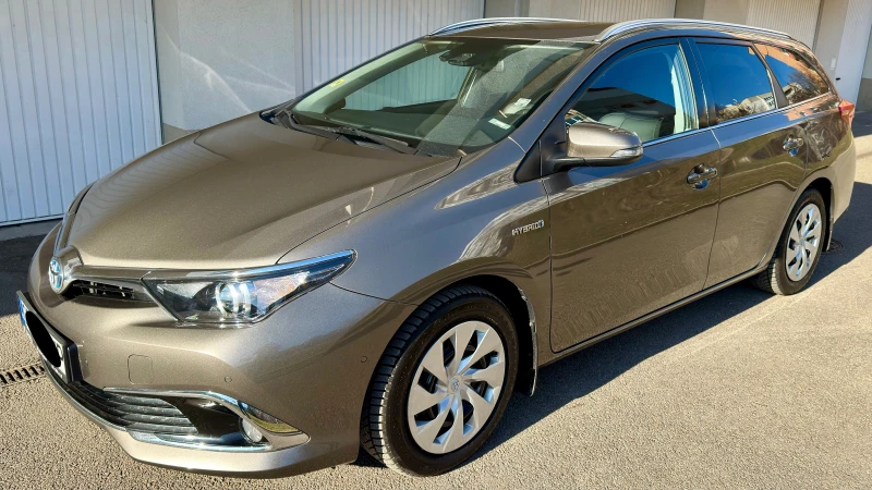 Toyota Auris Touring Sports SOL, снимка 1 - Автомобили и джипове - 49013994