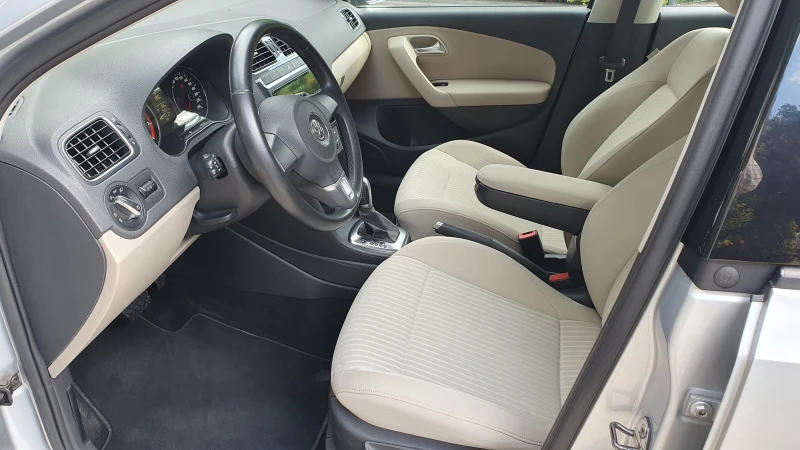 VW Polo 82000 км. HIGHLINE, снимка 7 - Автомобили и джипове - 50577663