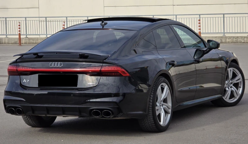 Audi A7 * S-LINE* Head Up* Вакум* DISTR* 3DCAM* B&O, снимка 3 - Автомобили и джипове - 51198649