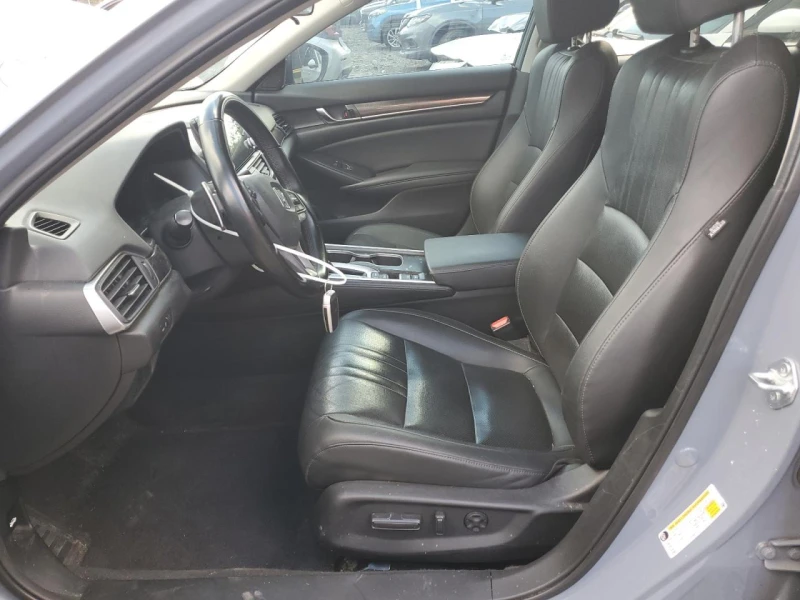 Honda Accord 1.5 SPORT SE, снимка 7 - Автомобили и джипове - 52495133