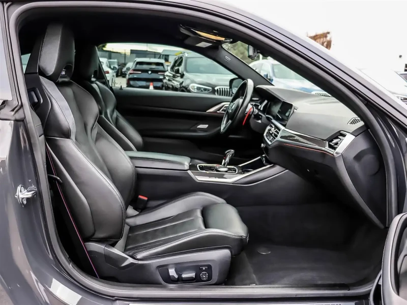 BMW M4 Competition xDrive * CARFAX* * АвтоКредит* , снимка 8 - Автомобили и джипове - 52554064