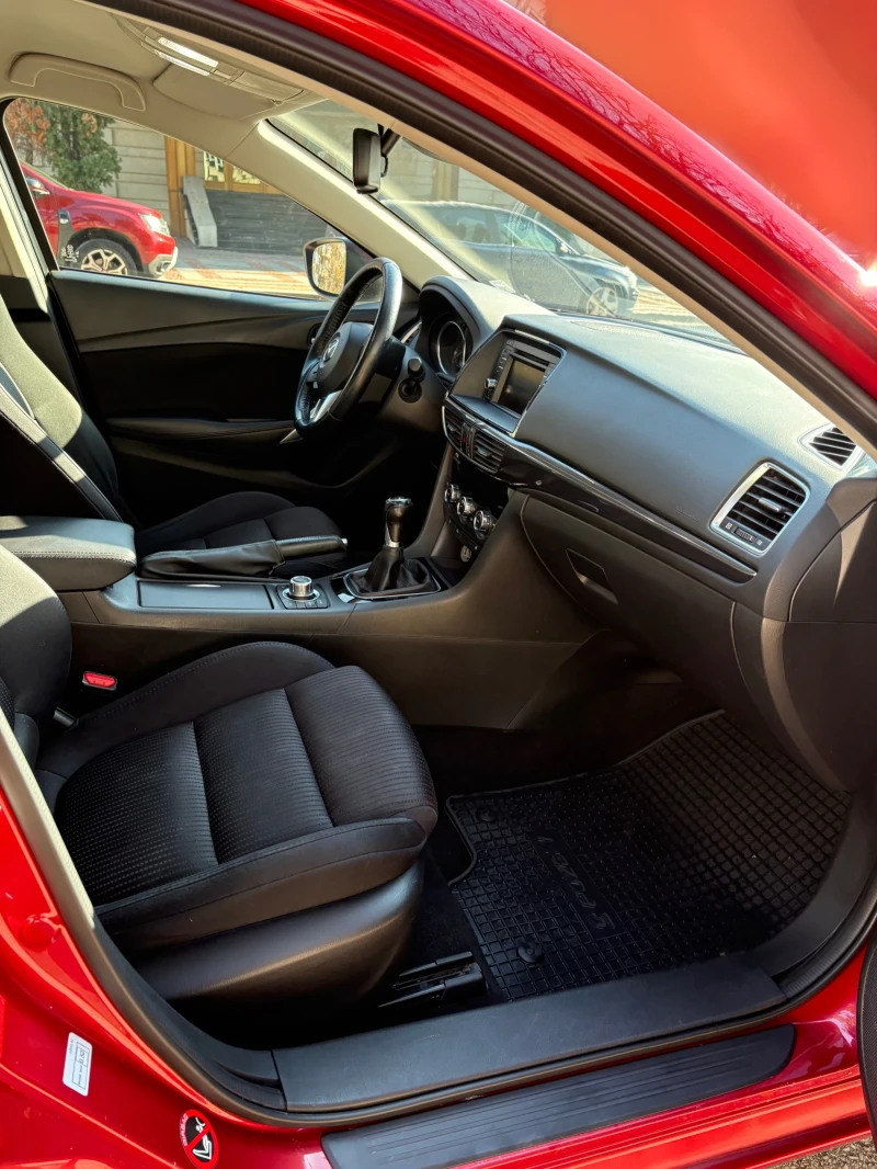 Mazda 6 Skyactiv 2.2, снимка 8 - Автомобили и джипове - 52802927
