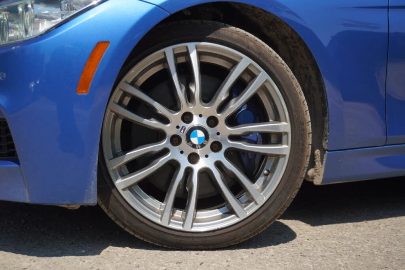 BMW 335 xDrive* АвтоКредит(ЦЕНА ДО БГ), снимка 3 - Автомобили и джипове - 53596725