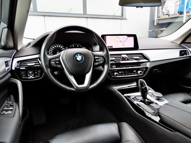 BMW 520 d, снимка 4 - Автомобили и джипове - 45574935
