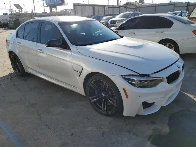 BMW M3 REACORO* HARMAN/KARDON* HEADUP* FULL LED* CERAMIC, снимка 4 - Автомобили и джипове - 48551083