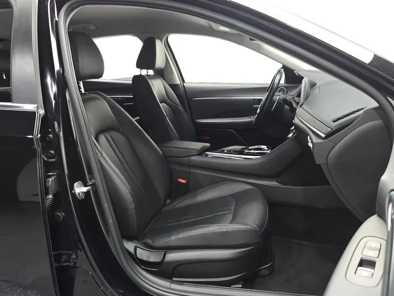 Hyundai Sonata  2.0 Premium, снимка 11 - Автомобили и джипове - 56163608