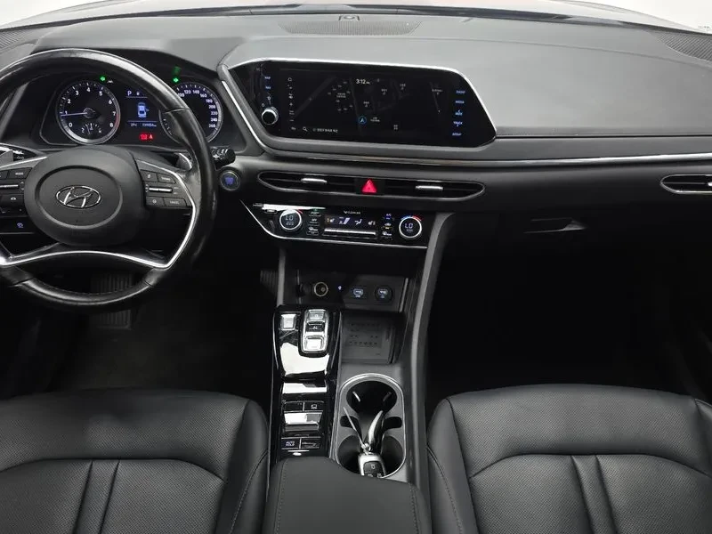 Hyundai Sonata  2.0 Premium, снимка 7 - Автомобили и джипове - 56163608