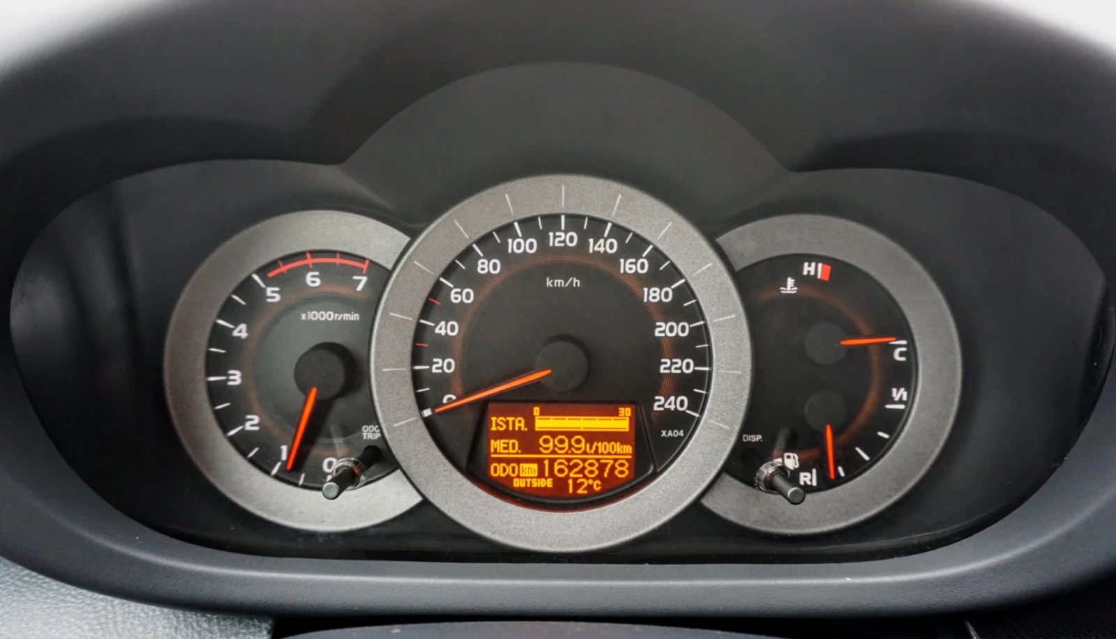 Toyota Rav4 2.2 D-4D  - изображение 10