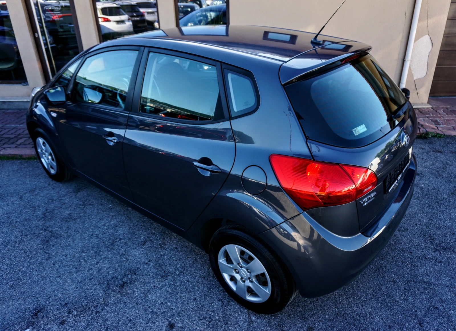 Kia Venga 1.4 CVVT ACTIVE - изображение 3