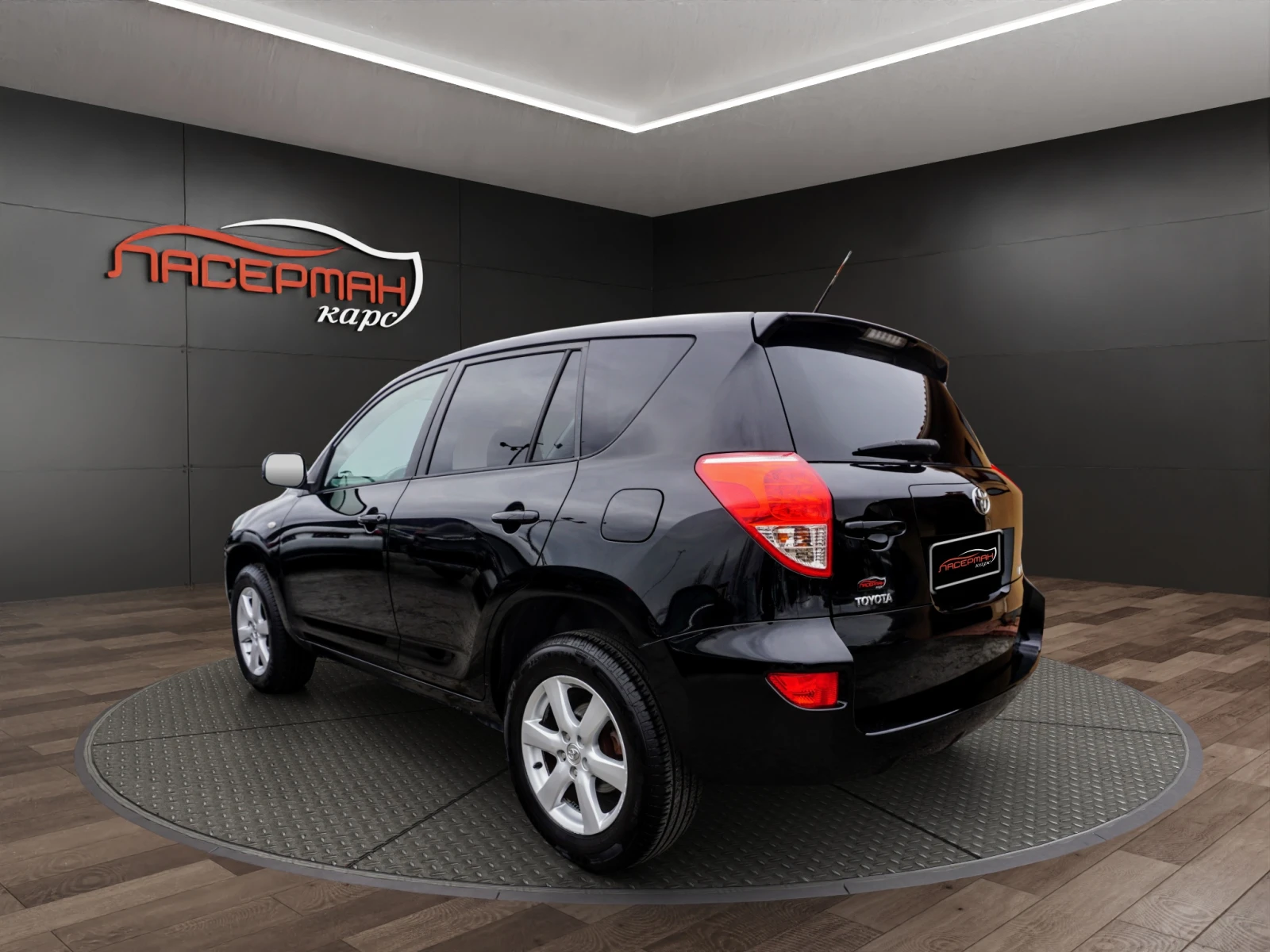 Toyota Rav4 2.2 D-4D  - изображение 4