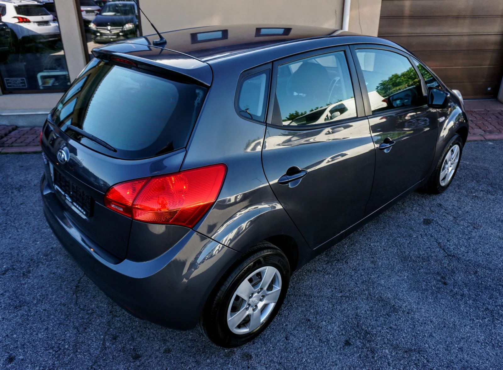 Kia Venga 1.4 CVVT ACTIVE - изображение 4