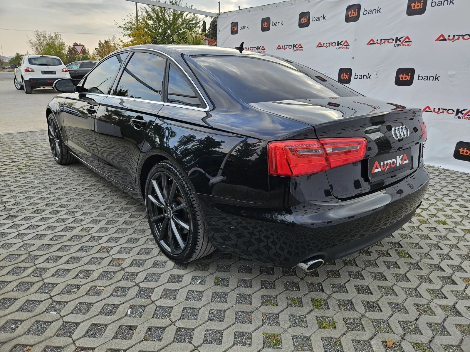 Audi A6 3.0TDI-245кс= 4x4= DISTRONIC= МАСАЖ= ОБДУХВАНЕ= LE - изображение 5