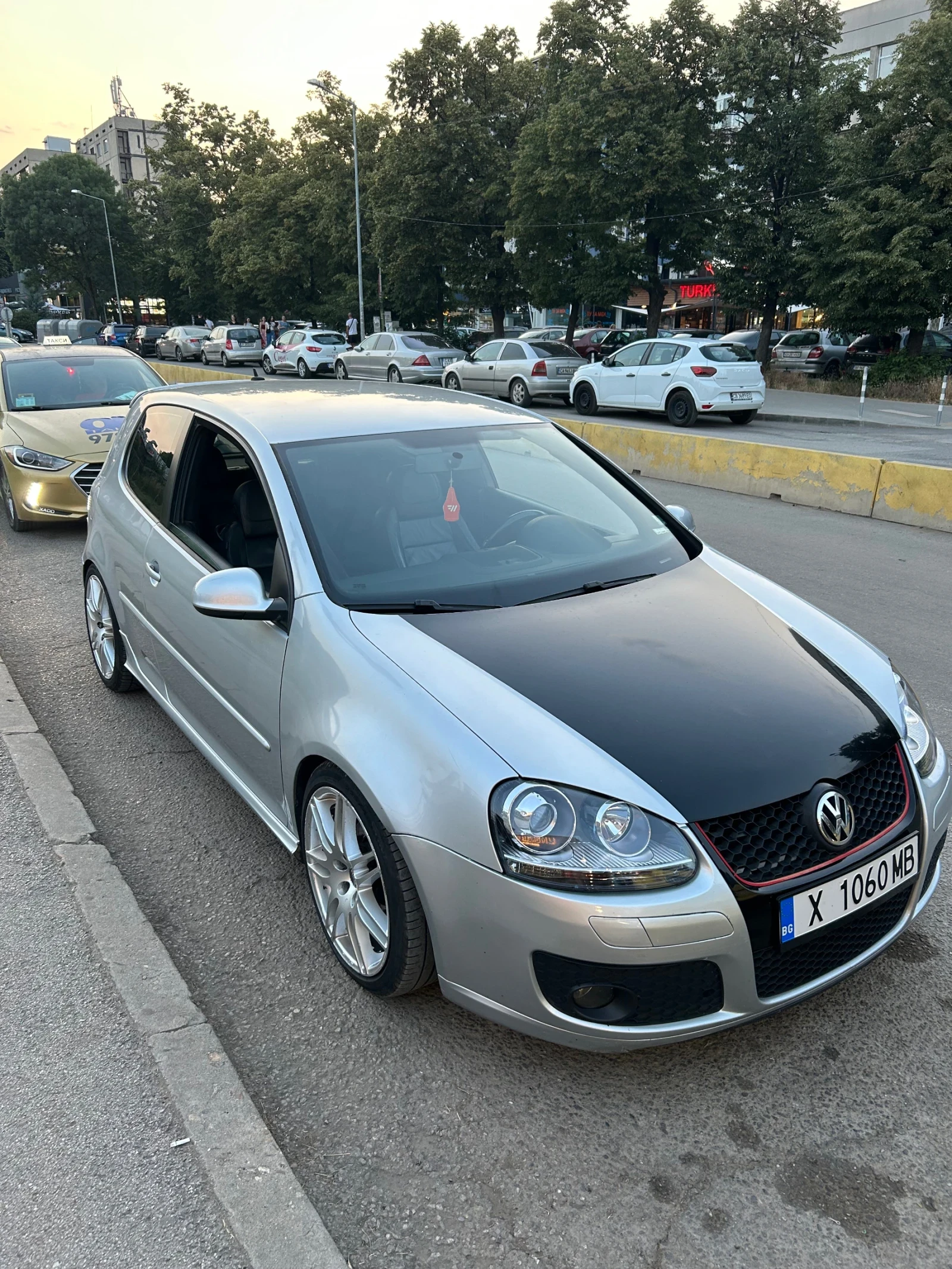VW Golf 1.9 TDI, 6ск, GTI Packet - изображение 2