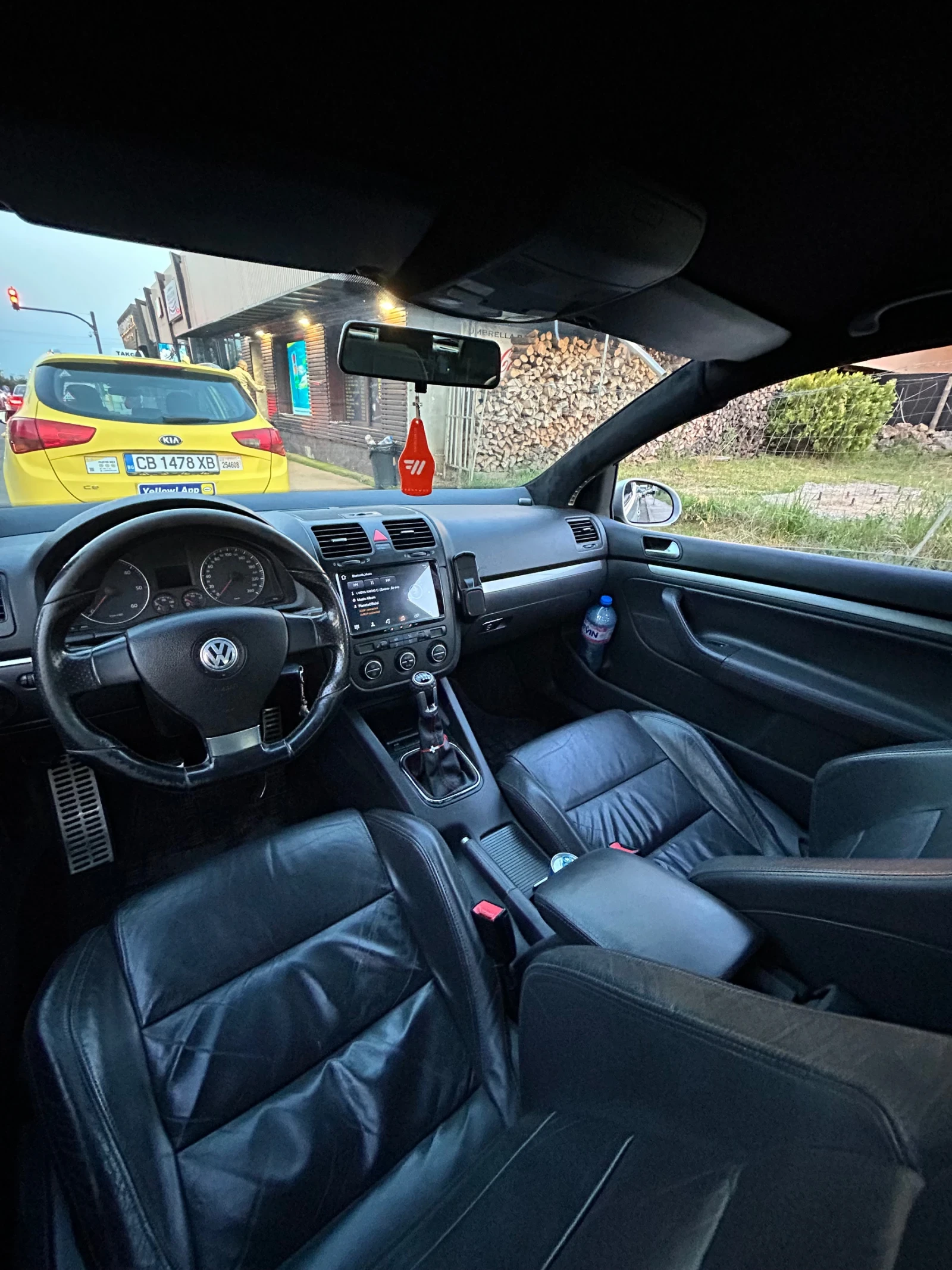 VW Golf 1.9 TDI, 6ск, GTI Packet - изображение 7