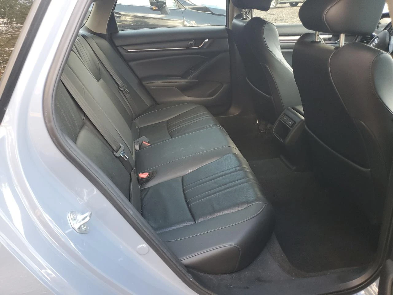 Honda Accord 1.5 SPORT SE - изображение 9