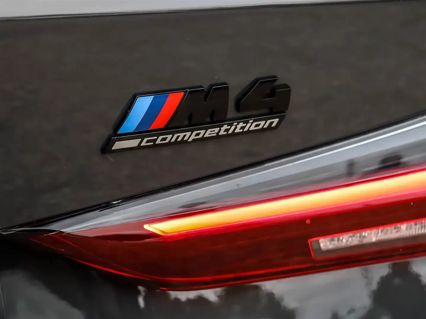 BMW M4 Competition xDrive * CARFAX* * АвтоКредит*  - изображение 4