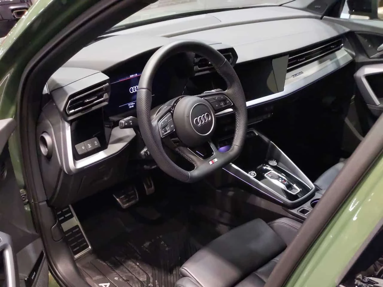 Audi A3 * Technik * CARFAX * ПАНОРАМА * KEYLESS *  - изображение 5