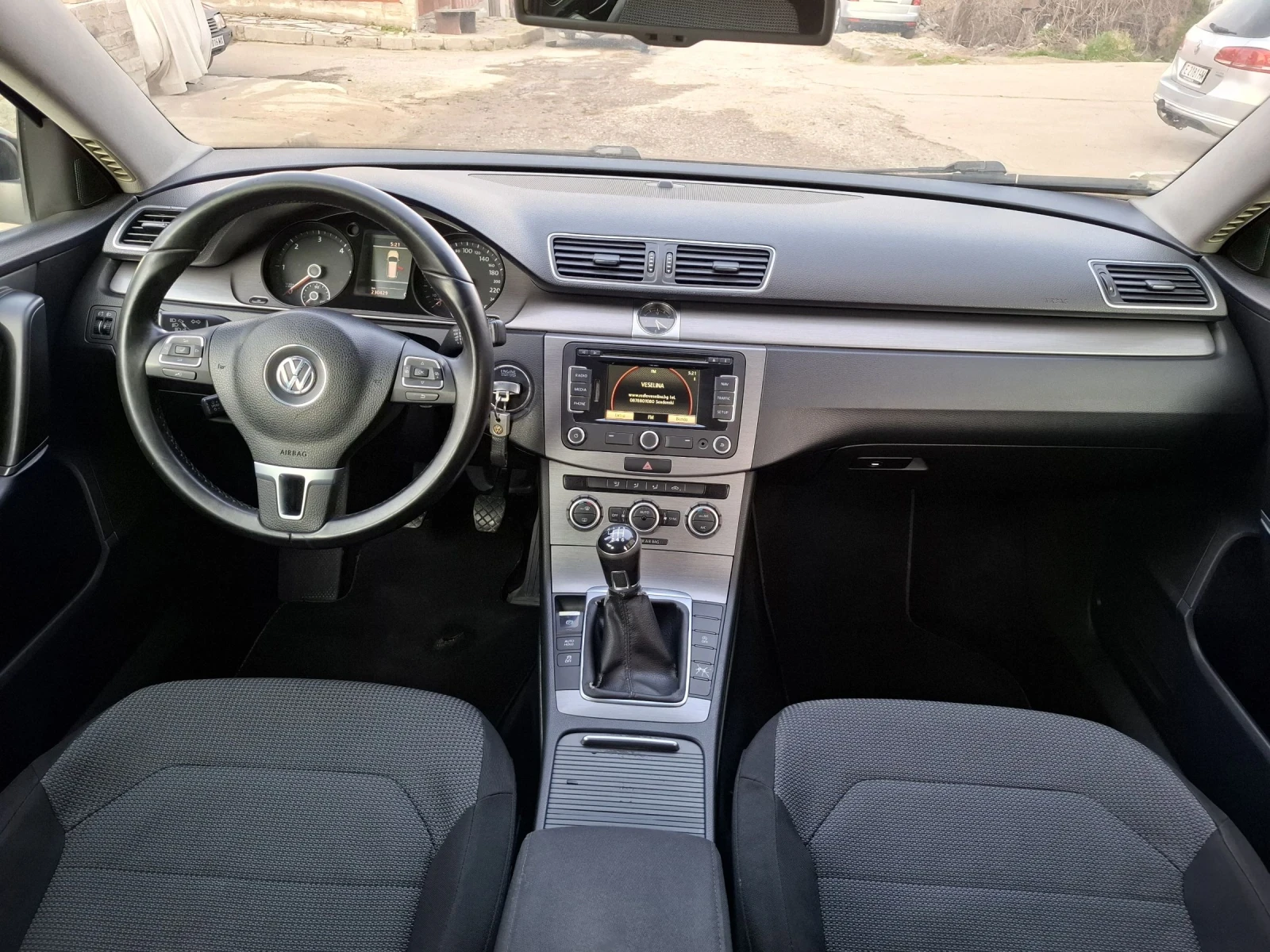 VW Passat 2.0TDI, снимка 7 - Автомобили и джипове - 53748619