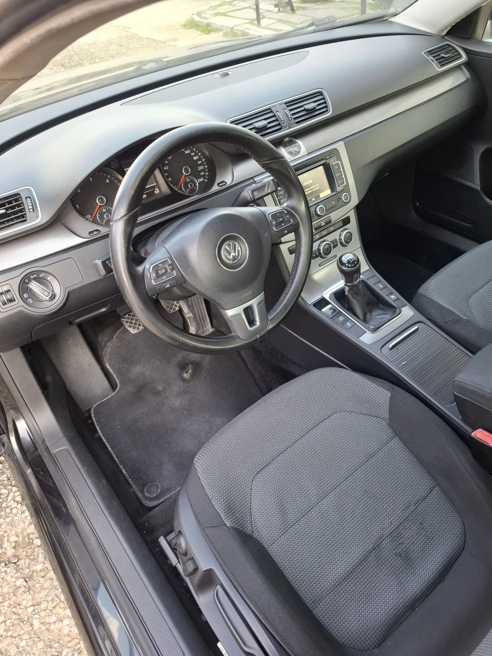 VW Passat 2.0TDI, снимка 5 - Автомобили и джипове - 53748619