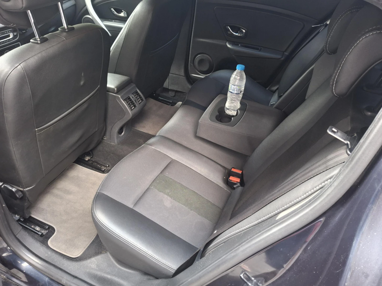 Renault Megane, снимка 6 - Автомобили и джипове - 54246830