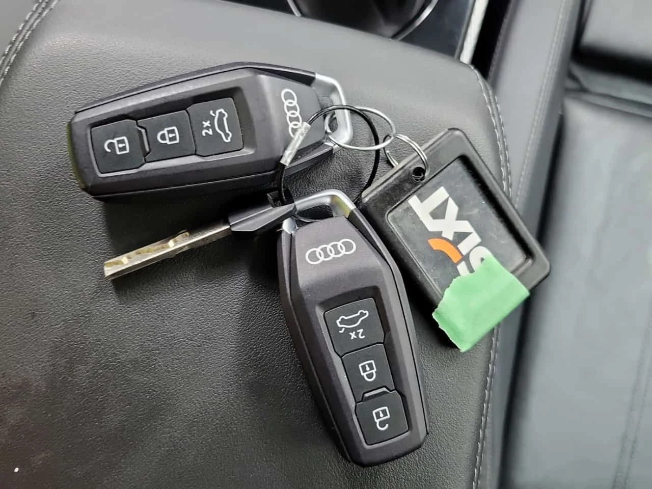 Audi A5 * Progressiv * CARFAX * S LINE * 2 КЛЮЧА * ПАНО, снимка 9 - Автомобили и джипове - 54320651