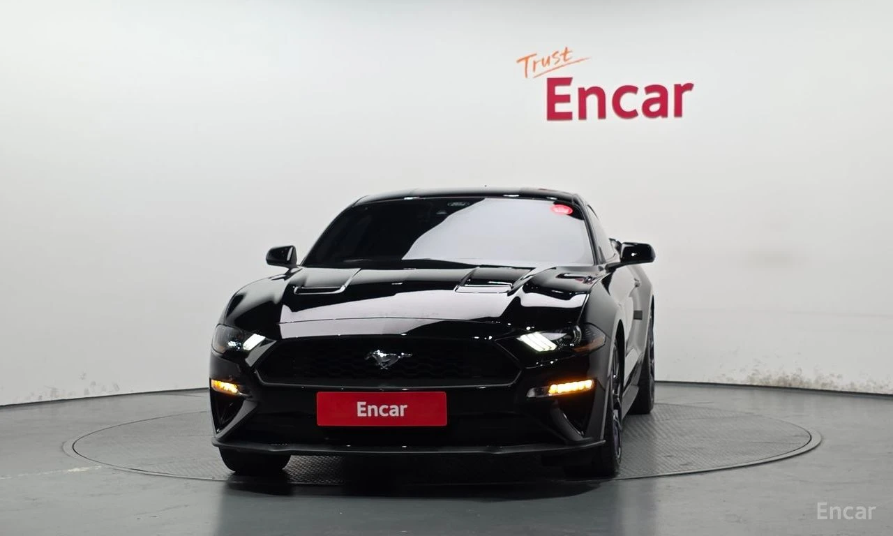 Ford Mustang ECOBOOST* КОЖА* ПОДГРЕВ* ОБДУХВАНЕ* , снимка 2 - Автомобили и джипове - 54555445