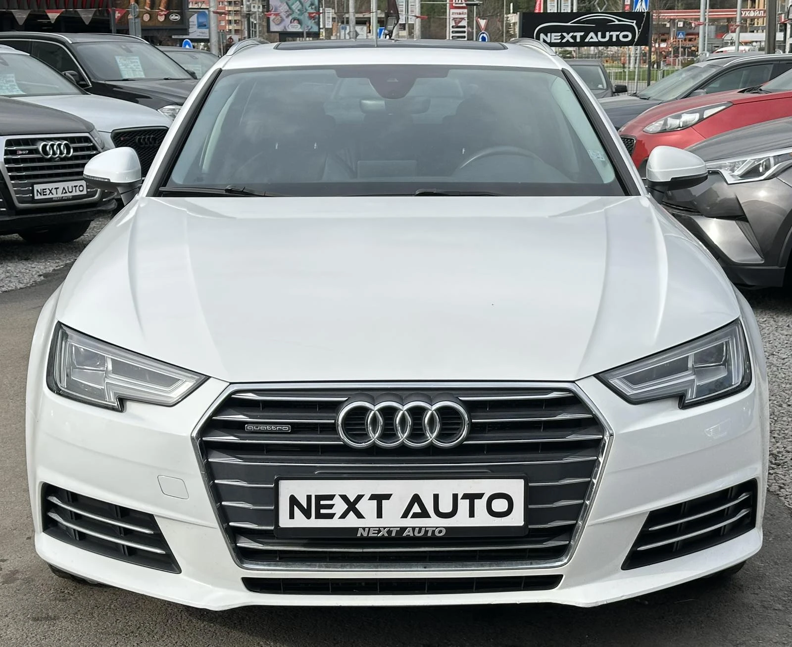 Audi A4 AVANT 3.0D 218HP QUATTRO, снимка 2 - Автомобили и джипове - 54640480